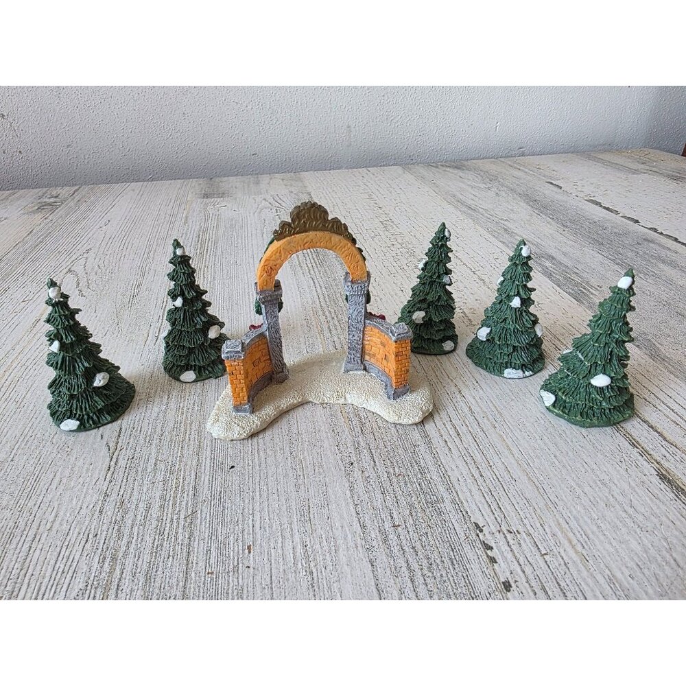 Village tree entrance Xmas decorโ mini trees